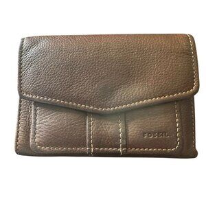 Fossil Tri Fold Wallet Brown Leather ID Slip and Bill Pockets Snap Closure